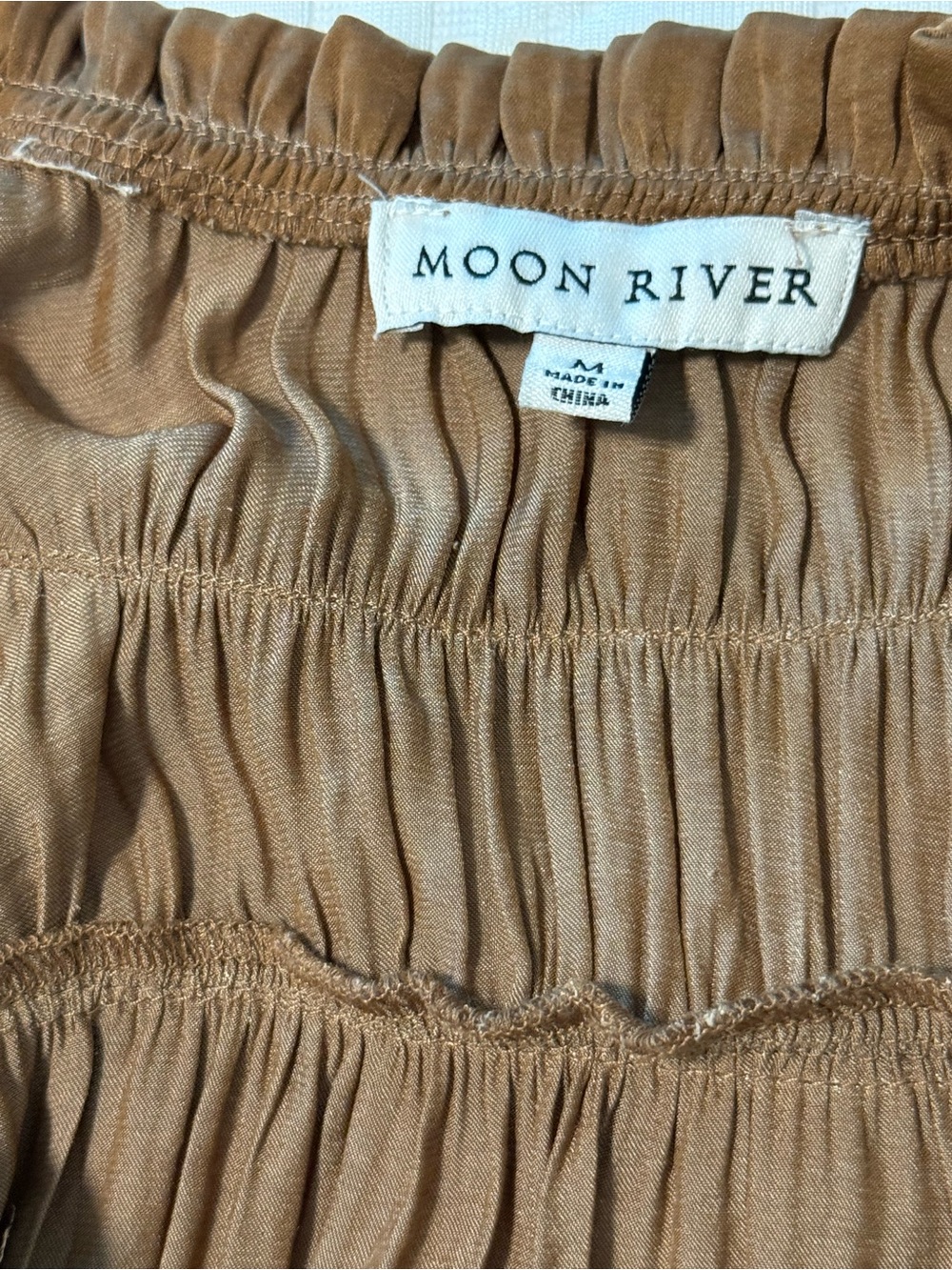 Moon River Brown Tiered Long-Sleeve Maxi Dress - Picture 2 of 11